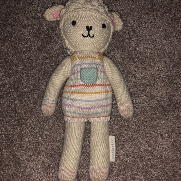 cuddle and kind lamb